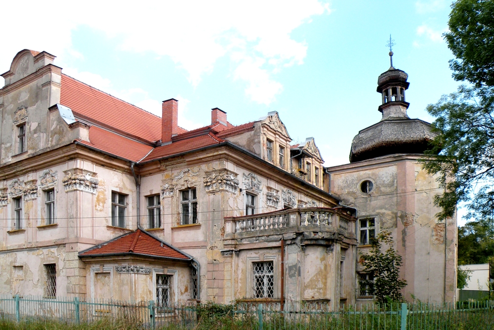 Garnier-Schloss in Turawa steht zum Verkauf