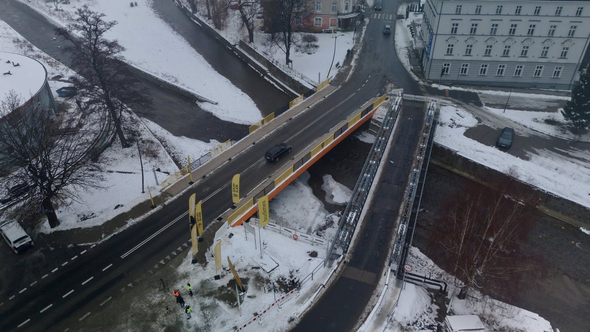 Brücke in Seitenberg vorzeitig fertig